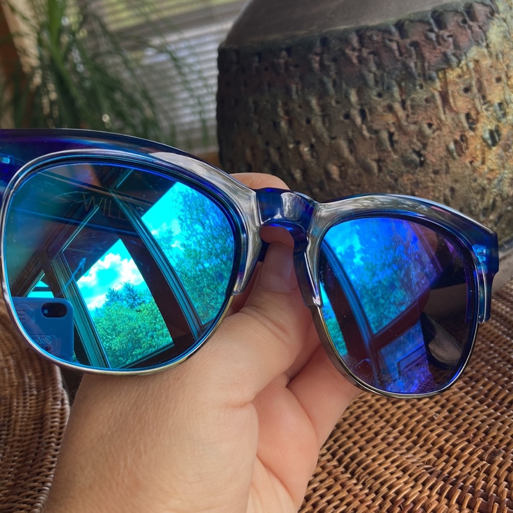 Wildfox Sunglasses, Club Fox, Mirrored Blue Lenses. 🥹